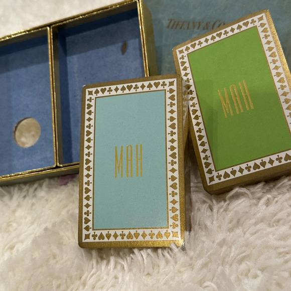 TIFFANY & CO VINTAGE DOUBLE DECK MONOGRAMMED PLAYING CARDS IN VELVET BOX… - Picture 2 of 7